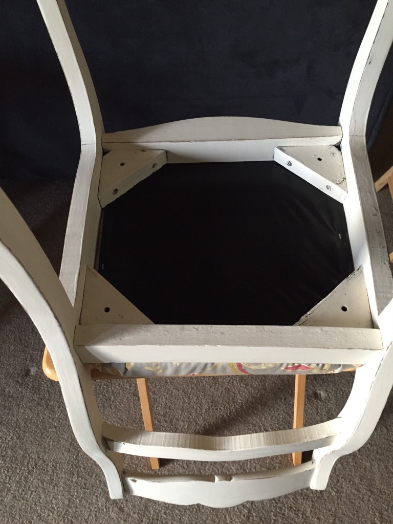 Reupholstering - Finished seat on frame